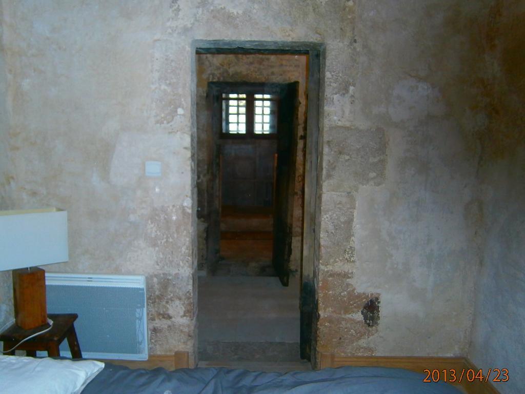 La Tour Beauvoir Blois Zimmer foto